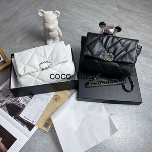 Moda Women Bag Wysokiej jakości luksusowy projektant 2023 Nowy torebka klasyczna owczarek pod pachami zakupowymi listu na ramię