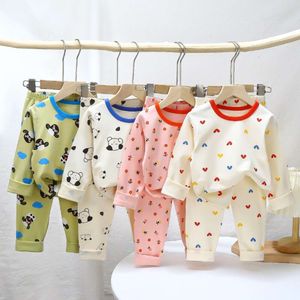 Bebek çocuklar set pamuklu erkek pijama takım elbise kış kızlar pamas karikatür kedi pijamas tişört+pantolon 2pcs çocuk giyim l2405