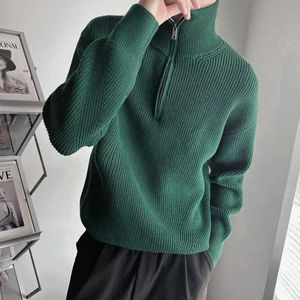 Męskie swetry dzianinowe swetry dla mężczyzn zamek błyskawiczne ubrania pulloczy zielone zamek błyskawiczne stałe kolorowe topy z kołnierzykiem nadmierne skoczki są zabawne brzydkie Q240527