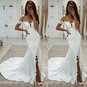 Miękkie satynowe sukienki ślubne na ramię Proste aplikacje syrenki ślubne suknia ślubna plus size dla kobiet