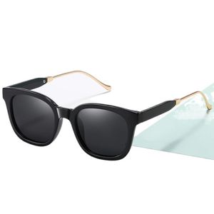Солнцезащитные очки женщины поляризованный модный квадратный дизайнер каркас дизайнер за рулем солнечные очки для мужчин Goggle Uv400 Shades 204a