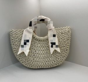 Utländsk handel Ny kvinnors vävda väska Portable Straw Weaved Bag Letter Ribbon grossist