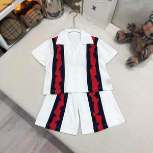 Brand baby trackuitsuit kids designer abiti ragazzi set da 100-160 cm camicia singola a maniche corte e pantaloncini patchwork 24 maggio