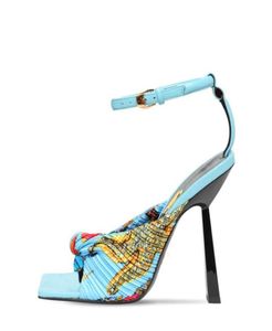 2021 Kvinnor damer äkta läderspolar höga klackar sandaler kikade tå sommarspänne remma avslappnad paisley tryck part bröllop sexig storlek 34-448823313