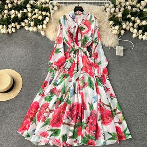Französisches Design bedrucktes Chiffon Holiday Kleid süßer Bogenkragen schlankes Fit langes Kleid Damenkleid Kleid