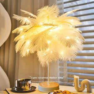 テーブルランプダチョウの羽毛ランプ人工シェードLEDデスクナイトライトUSB/バッテリーの子供たちの横にあるベッドルームの装飾