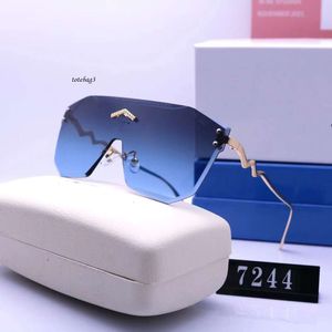 mens sunglasses New overseas popular on the internet for men and women, one-piece sunglasses, travel box glasses, 7244