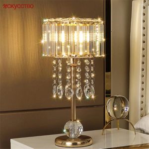 Lampy stołowe American Luksus Crystal Shade Lampa LED LED do salonu sypialnia na poddaszu