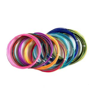 Сетки бадминтона эластичная цветная радужная строка бадминтона в сочетании с красочной ракеткой бадминтона.