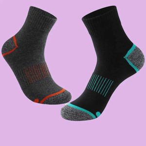 Men's Socks 5 Pairs New High Quality Mens Socks Fashion Male Cotton Socks Winter Black Socks Casual Breathable Male Run Sports Socks Y240528