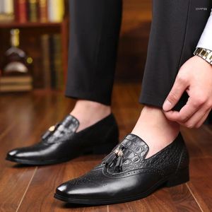 Sapatos casuais marca homens oxfords estilo britânico tamanho grande couro vestido formal apartamentos macios mocassins de alta qualidade