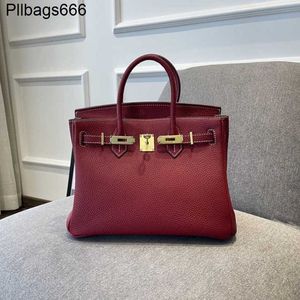 Tygväska designers handväskor väskor bychance highend vin röd läder stor brud en axel messenger stor kapacitet ayw