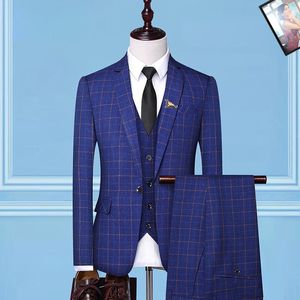 Дизайнер Blazer Man Suit Blazer Jackets Coats для мужчин стилиста вышивая вышивка с длинным рукавом.