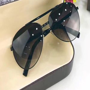 Óculos de sol piloto clássicos pretos copos de moda sombreada cinza des Lunettes de Soleil Men Men Vintage Sunglasses Protection UV400 com caixa 349K