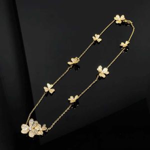 Klassisches elegantes Design vanly Halskette für Liebhaber High Clover Full Diamond Womens Trendy New Rose Gold XBVJ