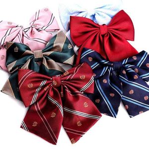 Hals Krawatten School Uniform Damen Biege Bindeband LED Seil neuer Ausschnitt Handgemachtes Frauenhemd Fliege Krawatte Q240528