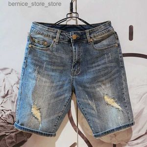 Męskie szorty Summer Fashion Mens Hole Denim dżinsowe dżinsy Nowe w niebieskich workach szorty dla mężczyzn dżinsowe spodnie Q240529