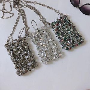 Axelväskor handgjorda holografiska glas Rhinestone Flap Bag For Women Mini Phone Vintage Crystal Weaving Bead Chain