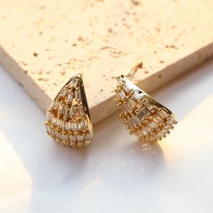 5 par Delikatne kolczyki w kształcie wody w kształcie wody luksusowe kolczyki złotego koloru kryształowego cZ do szyby dla kobiet mody wszechstronna biżuteria 240529