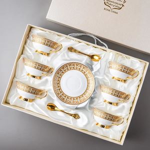 Luxury Bone China Tea Set Royal Porcelain Cup Ceramic Pot Golden Cafe Mug Coffee Highgrade Teacup Teaset 240518