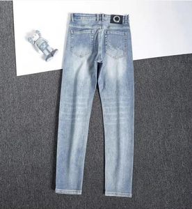 2022 Men039S Jeans Pencil Trousers Spring and Summer Thin Light Grey Classic Style Simple Leisure France Senaste byxmän och WO1697607