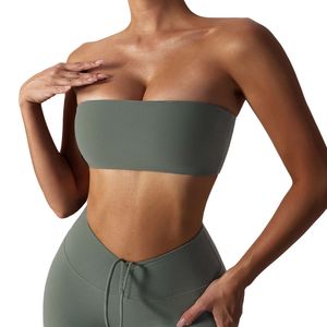 Reggiseno sportivo integrato nudo con leggera leggera a strati di fitness a strati e tuta da yoga stretta