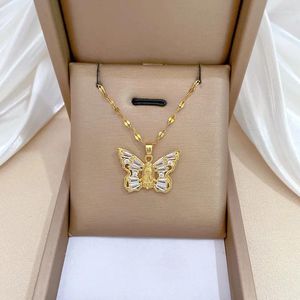 Colares pendentes de aço inoxidável Butterfly Girl Girl Angel Colar Colar Fairy Inclaid Cz Stone Mulher em jóias de grife