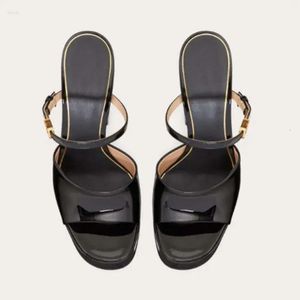 Sandaler High Square Fashion Summer Woman Heel Sandal Slippers Peep Toe Buckle Ankel Strap Female Platform A9A