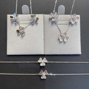 Klassisches Charmedesign vanly Halskette für Frauen Neues klassisches Clover Diamond Glatte Vollkette Kette ZLWJ