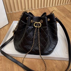 Vintage Cowhide Designer Bucket Bag Women Quilted Large Capacity Metal Chain Drawstring With Leather Belt Crossbody Handbags Lady Trend 237A