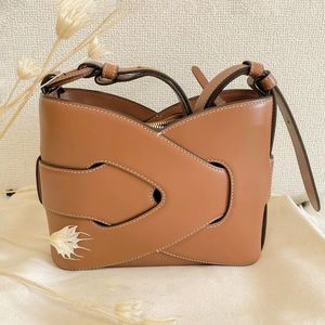 1 1 sacchetto di design per donna borsetta nodde cesta tessuta Pochette borse numero nove in pelle da viaggio per la spalla a ascella