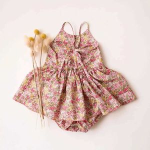 Vestidos de menina Vestido de renda para bebê de verão Cute de menina recém -nascida H240529 4per