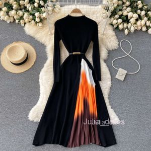 French Hepburn elegant knitting stitching gradient color pleated slim fit waist large swing dress new womens autumn dress