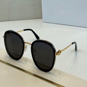 213 Solglasögon för kvinnor Fashion Solglasögon UV -skyddsbeläggning Mirror Lens Oval Full Frame Toppkvalitet kommer med fall 268C