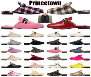 Lady Mules Designer tofflor Princetown Loafers äkta läder sandaler mjuka kohud lata kvinnors avslappnade skor metallkedja sko lac1737836
