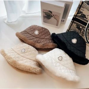 Designer Beanie Knitted Hat for Man Woman Fashion Skull Caps Warm Wool Hats 4 Color Cap 306h