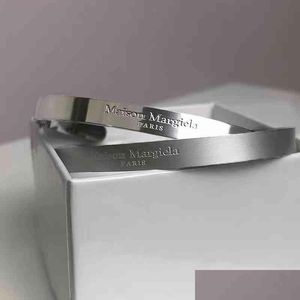 Altri bracciali Pyc Margiela in stile titanio in acciaio glassata coppia inversa mm6 apertura semplice drop di bracciale dhw2m