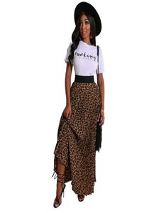 New Arrivals White T Shirt Leopard Skirt Fashion Women Two Pieces Outfits O Neck Short Sleeves Tees Pleats A line Skirt Casual W6439367