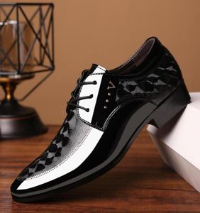 Kleiderschuhe Männer Leder Flügel geschnitzt italienisch formal Oxford Plus Size PU Business Office Luxury3029178