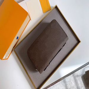 クラッチバッグ男性と女性のための高品質のデザイナークラッチHao2021 Ladies Classic Gargapacity Zippy XL Wallet 2644