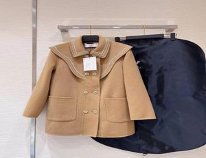 밀라노 활주로 재킷 2022 가을 겨울 목막 긴 슬리브 여성 039S 코트 디자이너 코트 브랜드 같은 스타일 겉옷 101722636865
