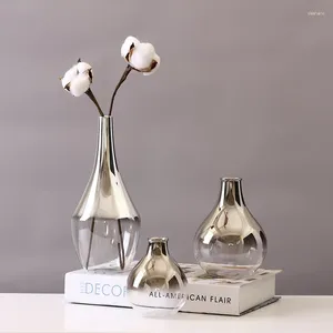 Vaser modern minimalistisk silverglas Vase heminredning torkad blommor arrangemang nordiskt vardagsrum matbord dekorationer