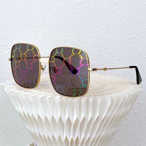 Óculos de sol mais recentes Men designer feminino óculos de sol quadrado Sombras espelhadas de personalidade de impressão de rede Red Street Shooting casal sh 181e