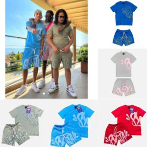 Designer Retes de trajes masculinos Conjunto de verão Homens 2 Duas peças Roupa Synaword Hip Hop Trendy T-shirt Impresso Syna Short Conjunto