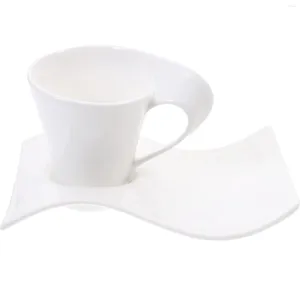 Canecas copos de caneca de caneca de cerâmica xícaras de chá de chá de pires de cappuccino porcelana Conjunto expresso Latte Caffe Cafe Sces White China