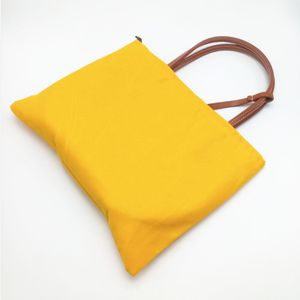 Bolsa de compras para mulheres da moda pequenas sacolas de praia com acabamento em couro genuíno e manuseio mini bolsas reversíveis com bolsa de poeira 230o