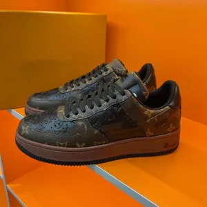 Lyxdesigner casual skor logotyp präglad tränare virgil sneaker vit rosa himmel blå svart grön gul denim låga mens sneakers kvinnliga tränare 36-45 euro 5,08 06