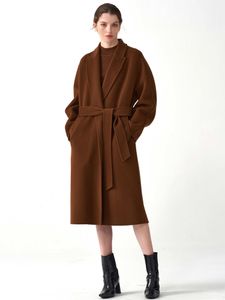 2023 Höst- och vintern Ny kashmirbelagd damer Long Series Belt Woolen Coat European och American Loose Versatile Trench Coat