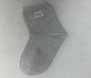 4pcs 2Pair Novo meias de terapia condutiva de meias de meias para o alívio da dor em dezenas e EMS no pé com patch e wire7519509