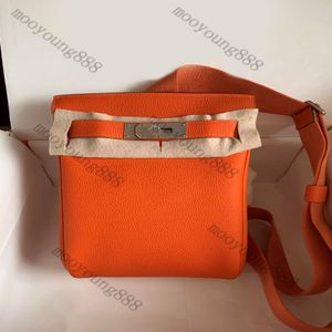 Tier Top Mirror Quality Luxuries Designers Hac Bags Small Waist Bag Real Leather Clutch Handbag Classic Chest Purse Crossbody Shoulder 258i